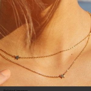 Jennifer zeuner necklace